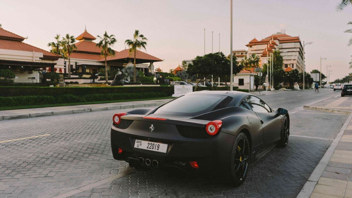 How Demand Affects Rent a Car Dubai Pricing and Availability
